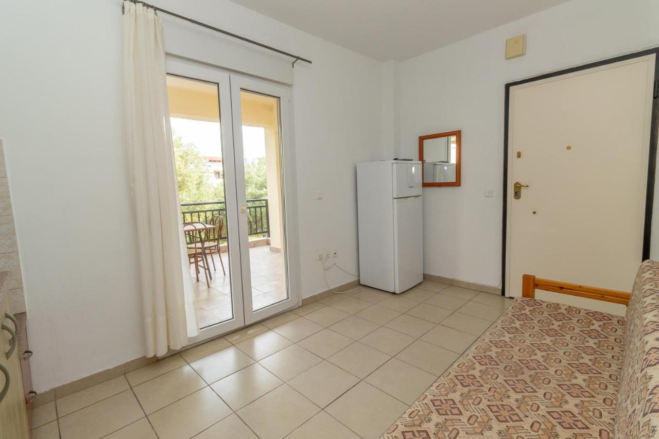 Sunday Mood Apartment Неа Скиони Екстериор снимка