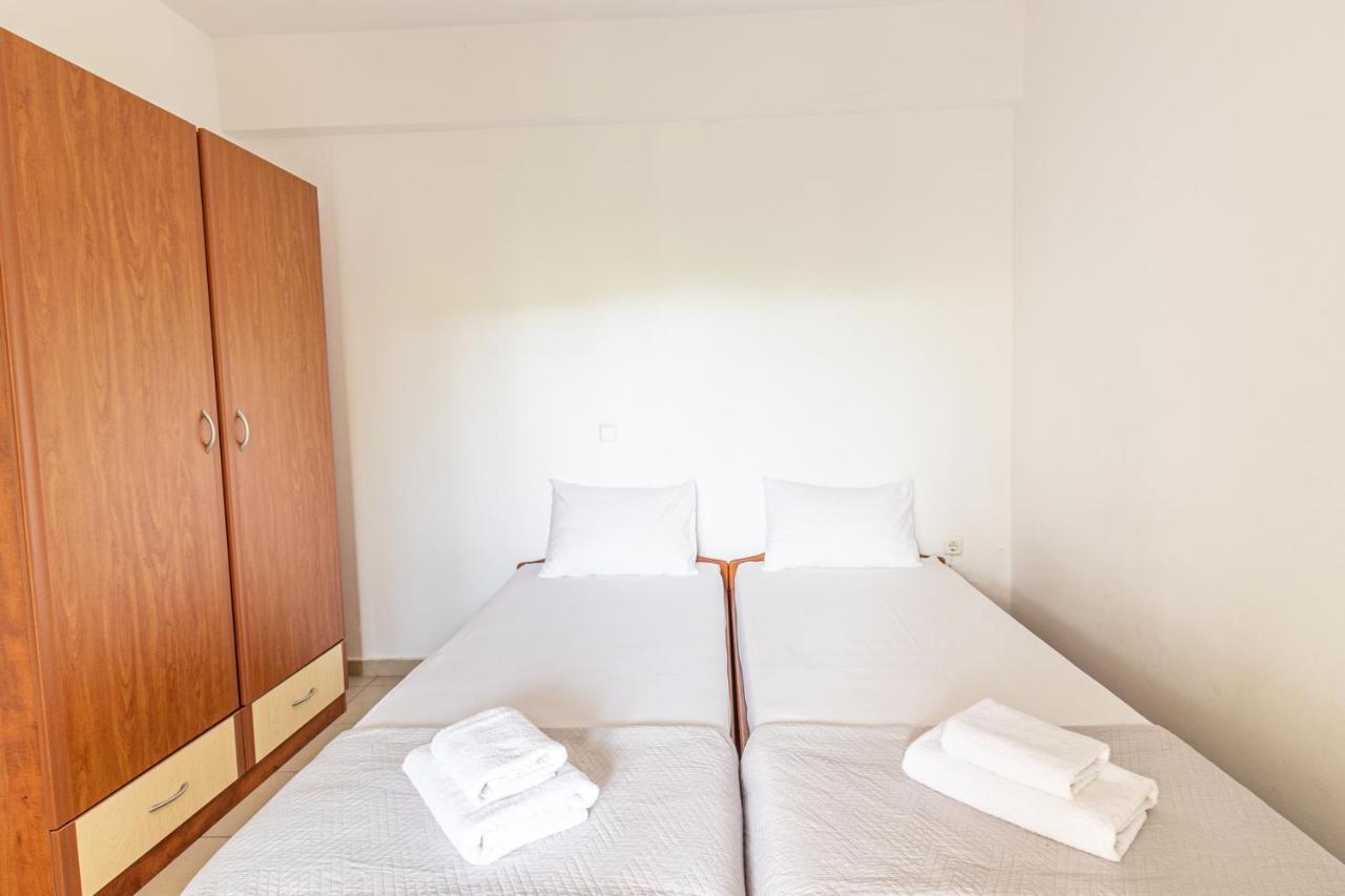 Sunday Mood Apartment Неа Скиони Екстериор снимка